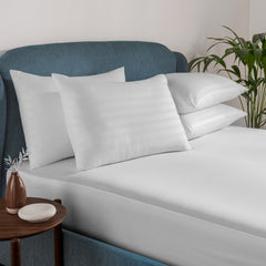 Striped Duvet & Pillow Set – Lightweight, Breathable, Hypoallergenic – Available in All Togs & UK Sizes