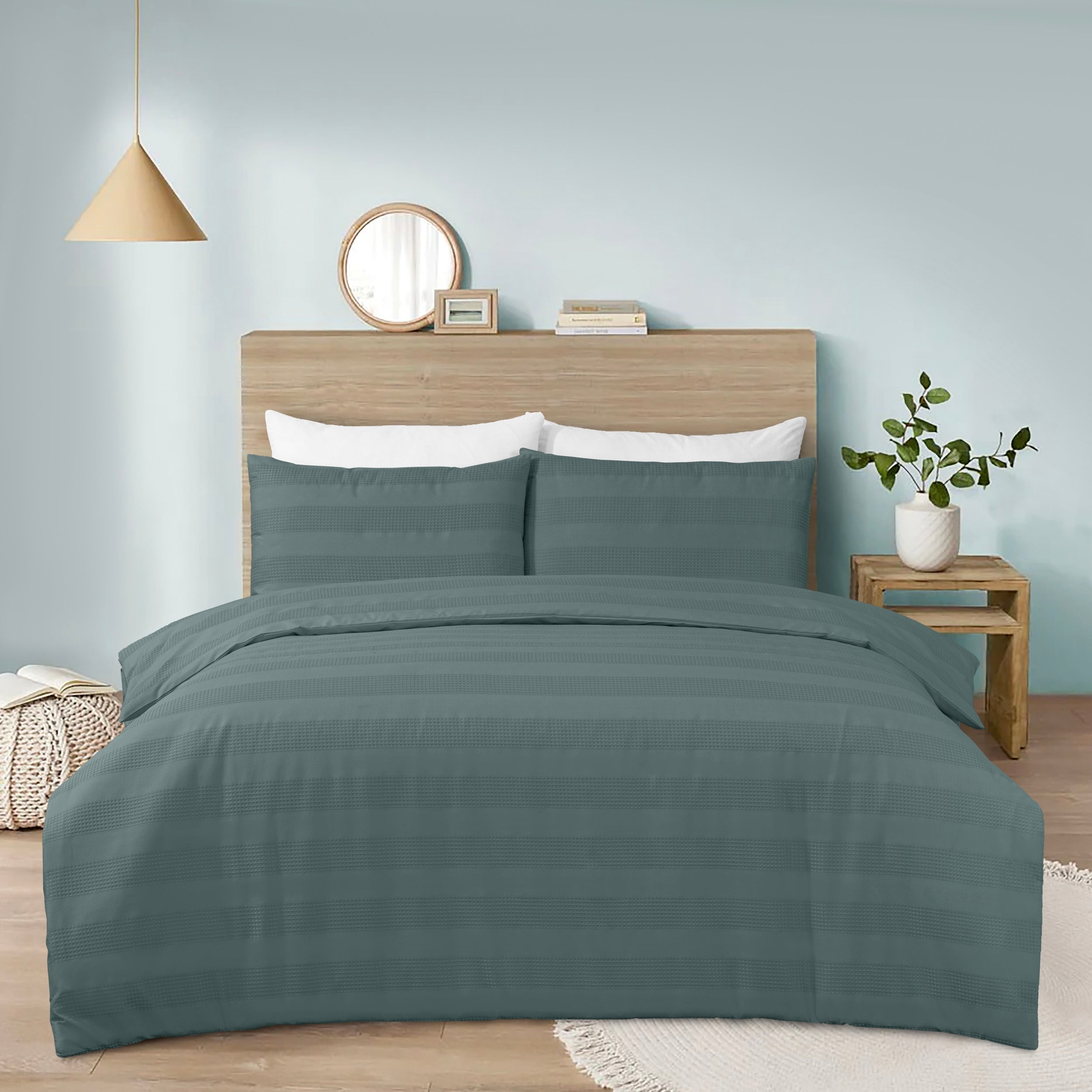 Luxury Waffle Stripe Duvet Cover Set - Soft Polycotton Blend with Button Closure - Stylish & Breathable Bedding in Trendy Colours