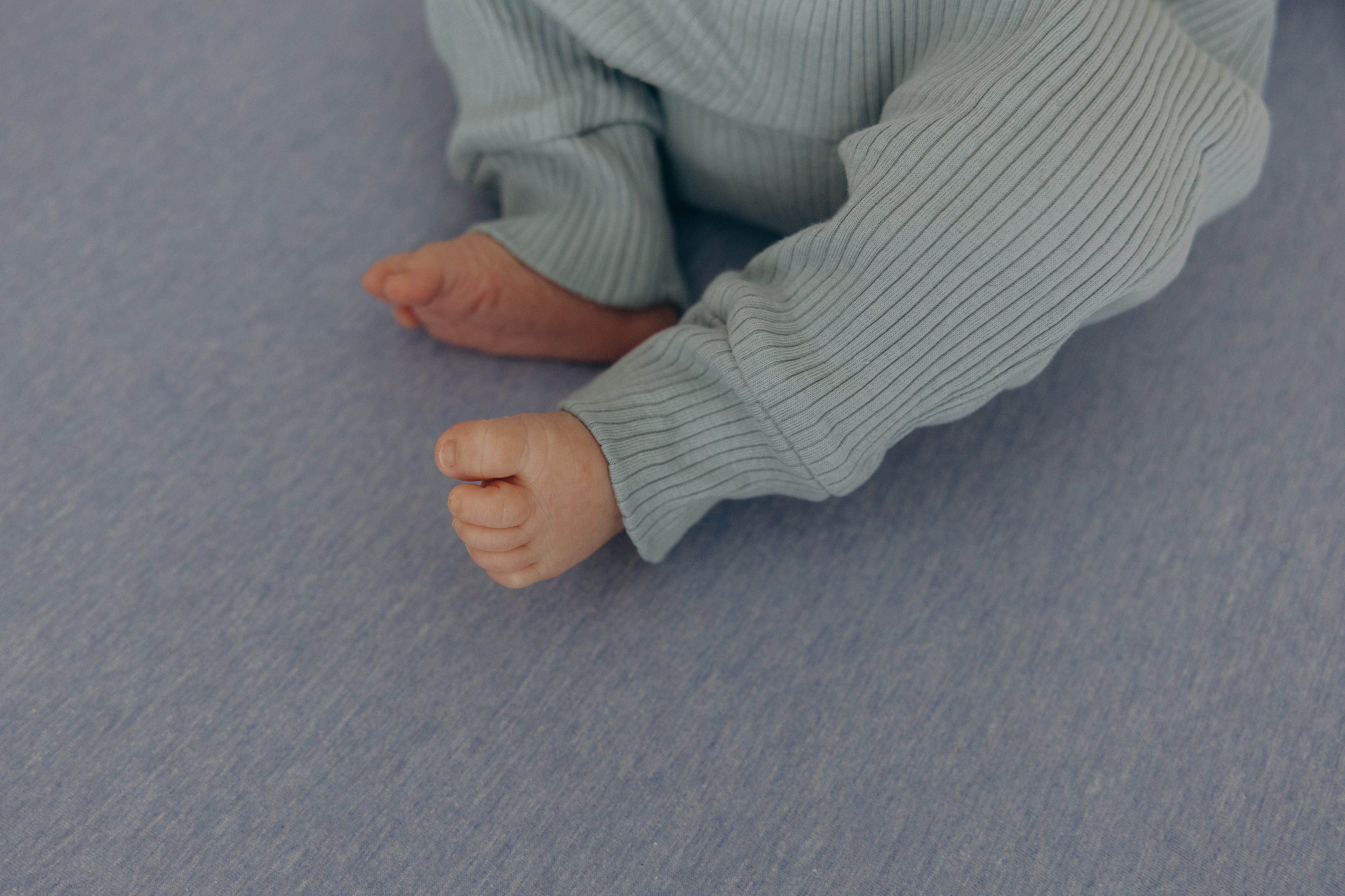 100% Cotton Jersey Fitted Cot Sheet Pack of 2 - Denim Blue & Sky Blue - Soft & Breathable Baby Bedding – Fits 140x70cm & 120x60cm Cots