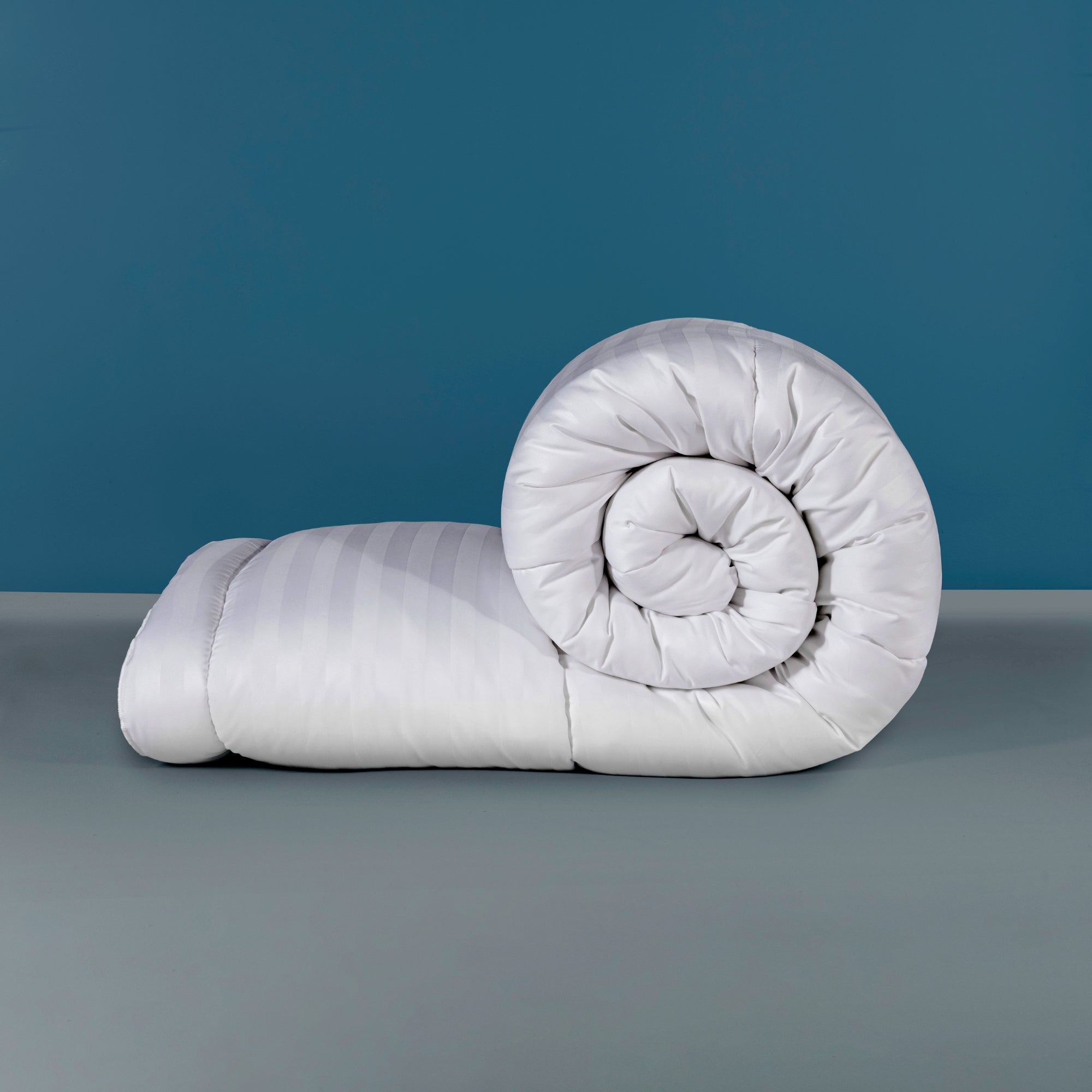 Better Bedding Striped Duvet & Pillow Set – Lightweight, Breathable, Hypoallergenic – Available in All Togs & UK Sizes