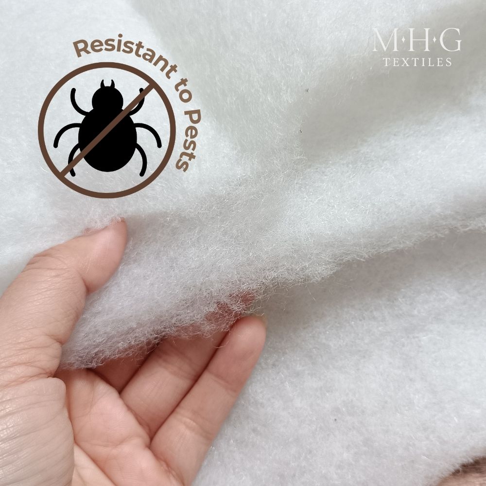 MHG Textiles Premium Wadding Roll –  135gsm/4oz, 27" Wide x 1 Meter , Polyester Padding for Quilting, Crafts, Upholstery & Sewing – Soft, Durable & Eco-Friendly